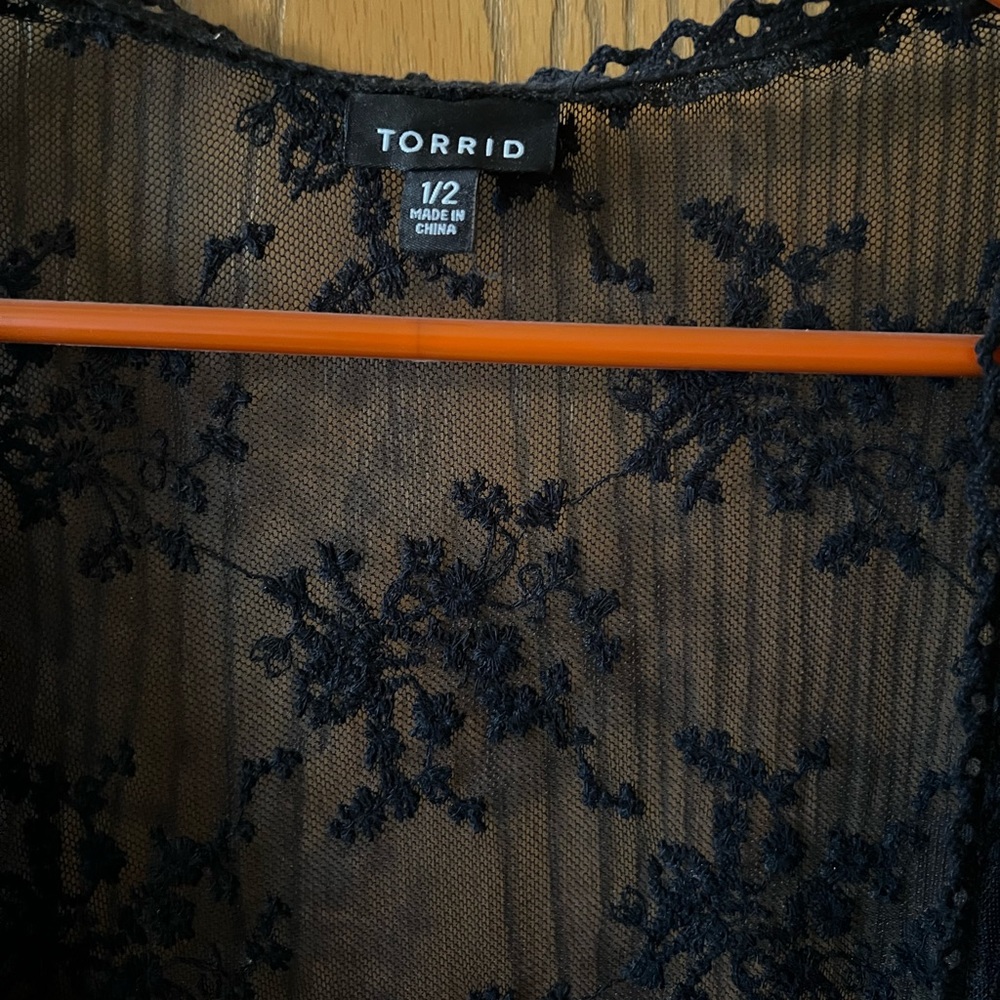 Women’s black lace long open cover up kimono - Picture 4 of 5